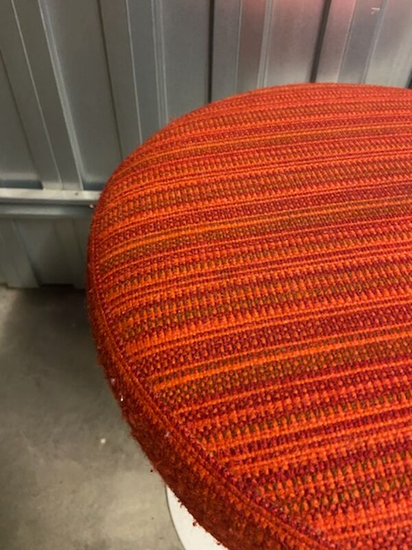 Tabouret tulipe Eero Saarinen pour Knoll International années 1970