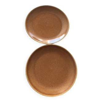 Set of 2 new dessert plates