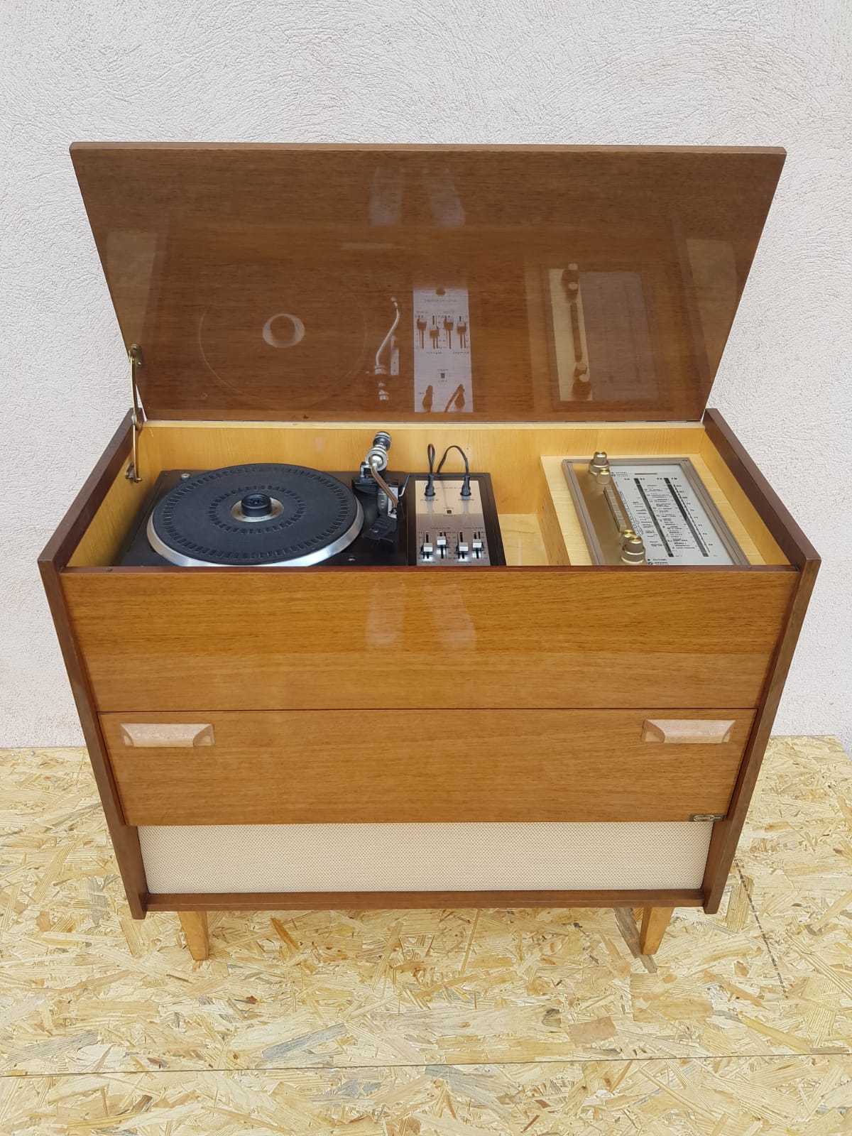 Meuble hifi tourne disque et radio Continental Edison