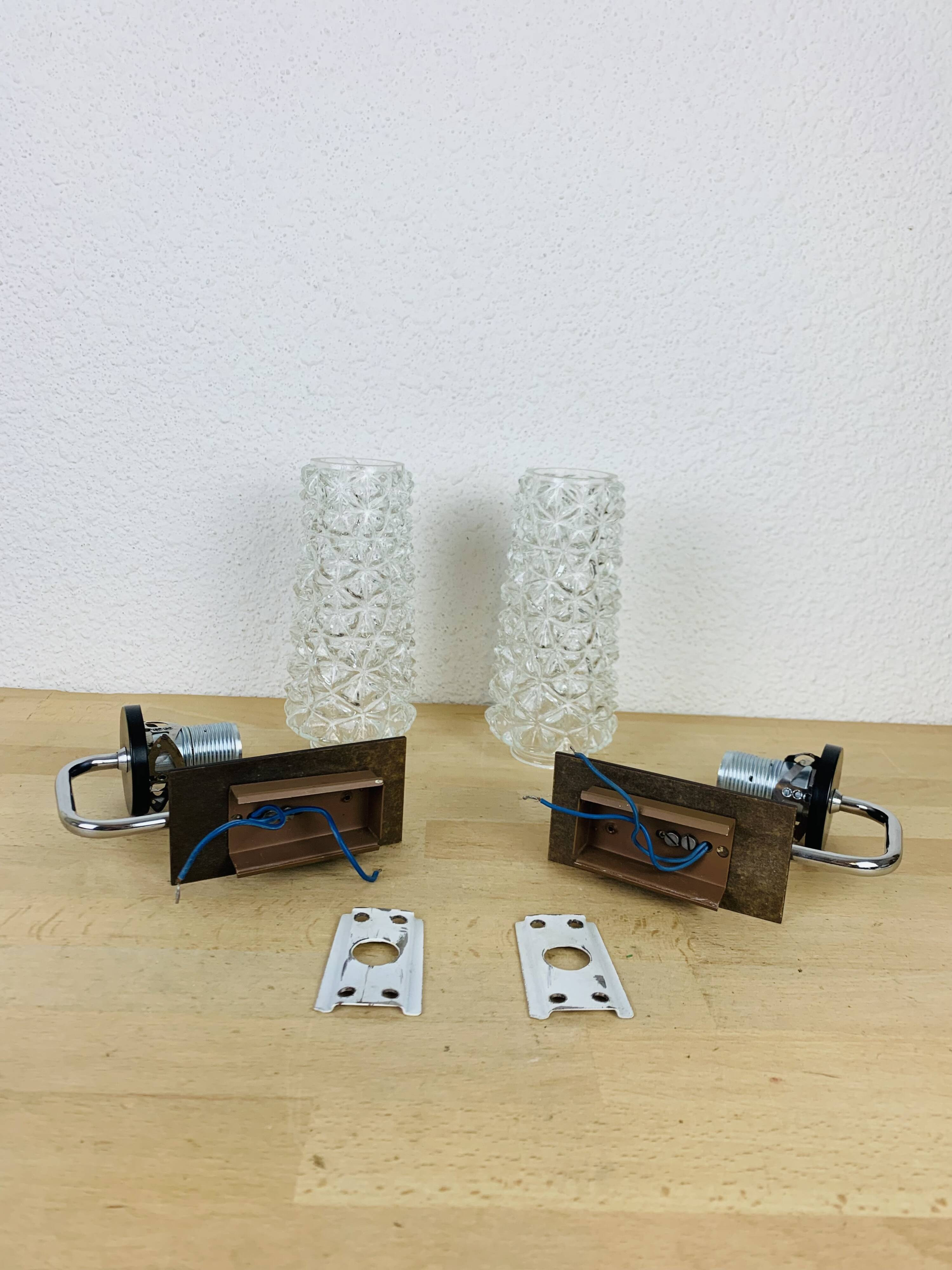 Pair of 1950s wall lights with etched glass tulips.