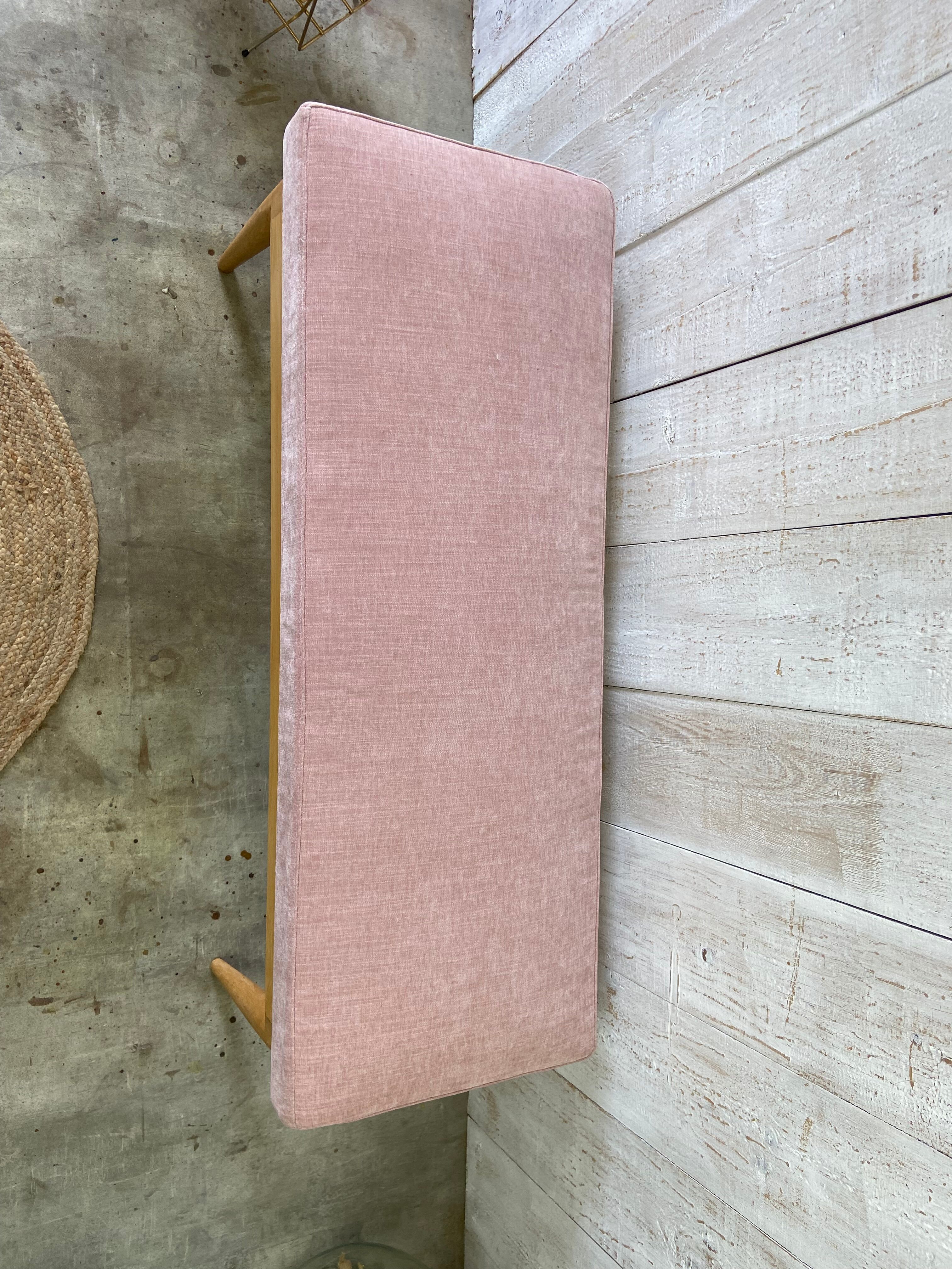 Scandinavian bench