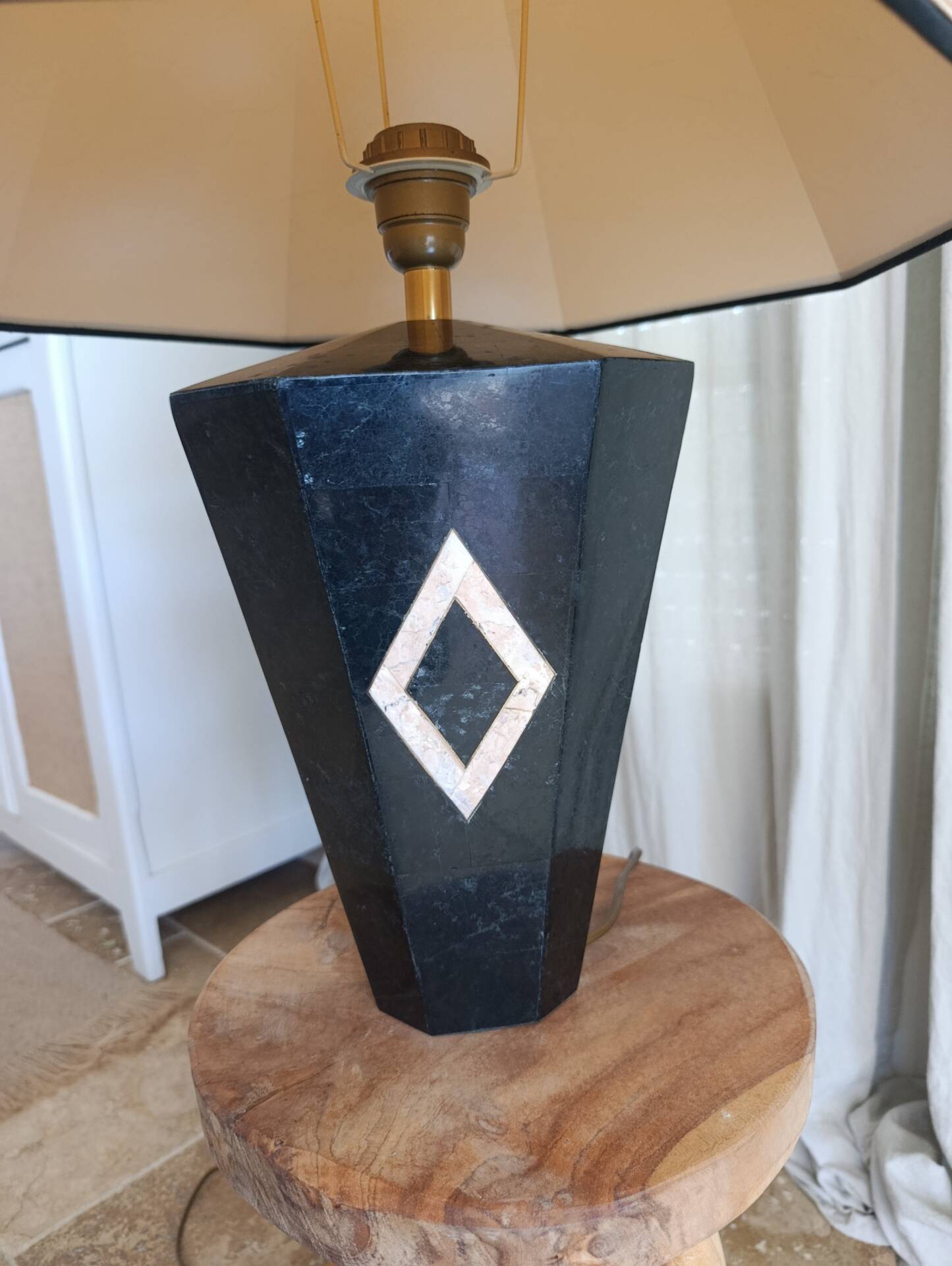 Vintage table lamp in black marble and mother-of-pearl - 70s/80s - Hollywood