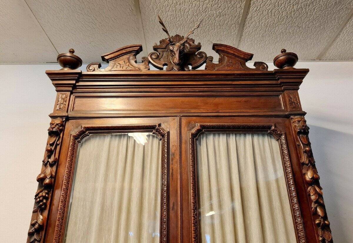 Renaissance castle library in walnut, half-moon shape, circa 1850