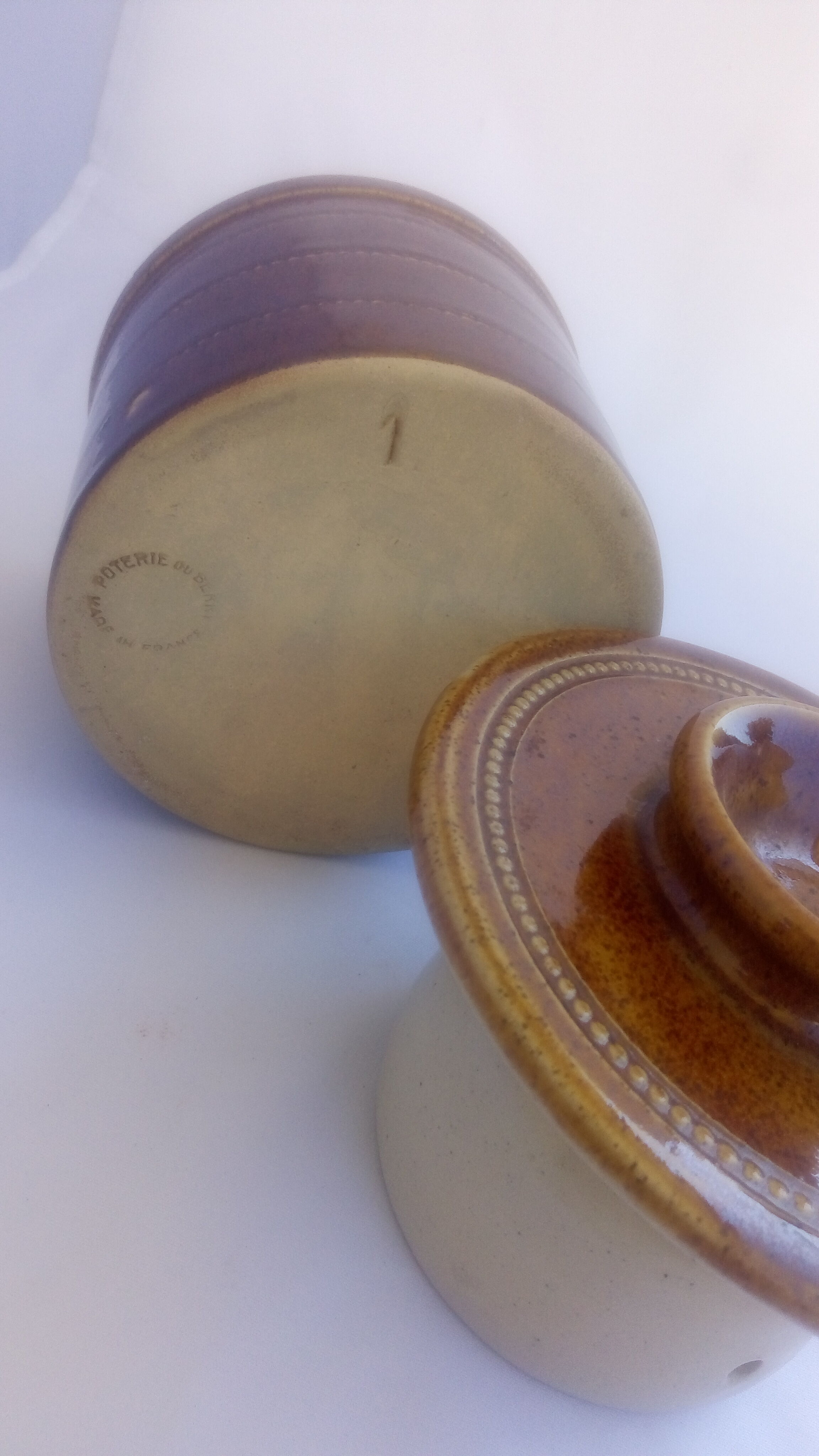 Berry ceramic butter