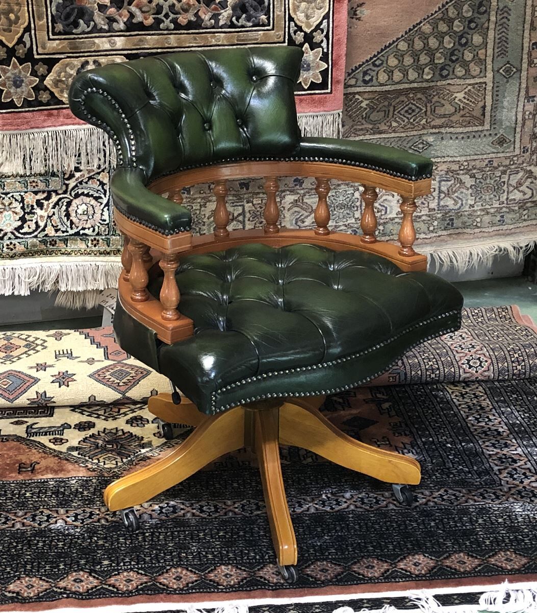 Chesterfield office chair swivelling leather - adjustable height