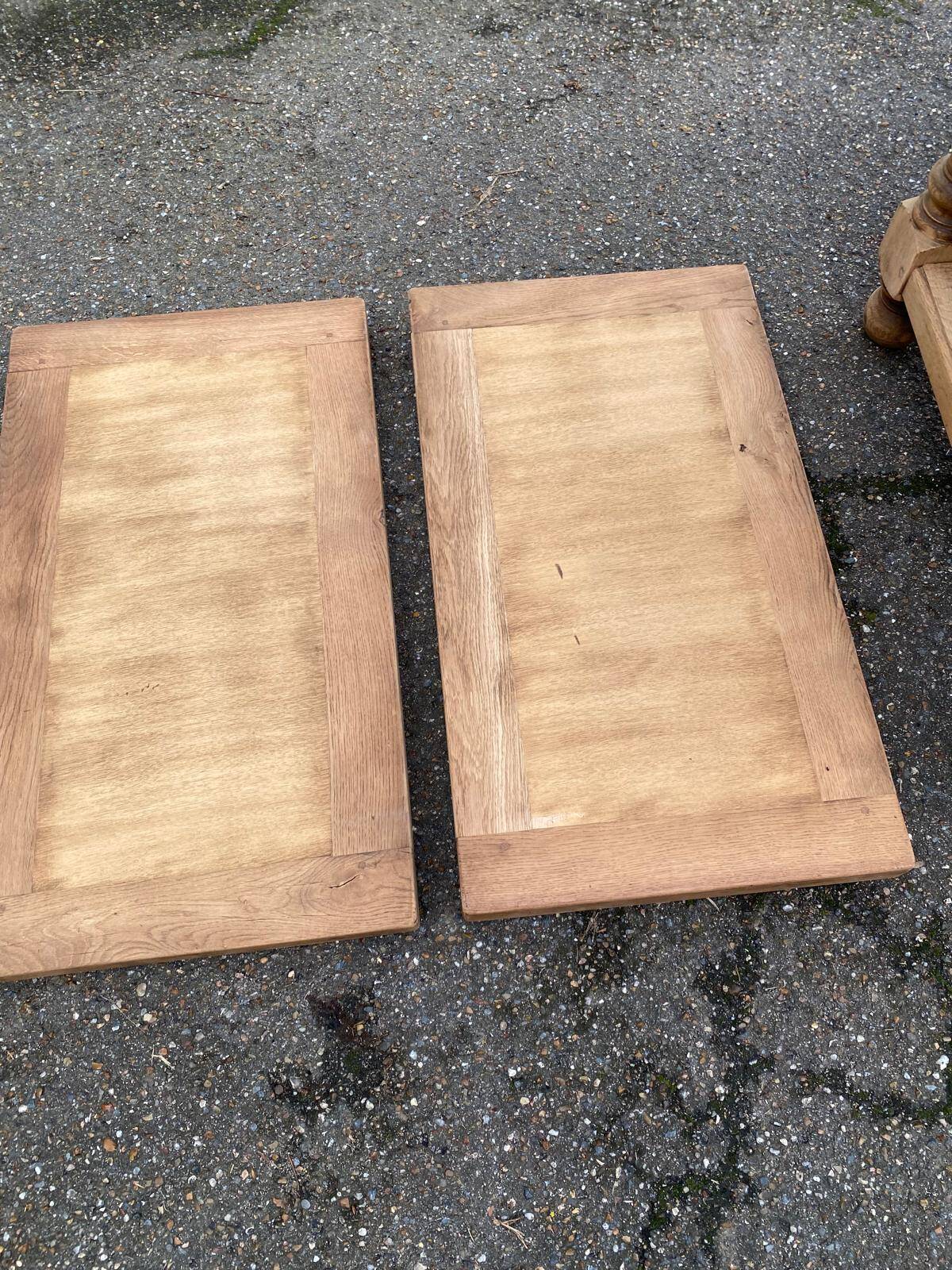 Renovated extendable farmhouse dining table in solid oak, 19th century, 200-300cm.
