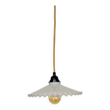 Suspension en opaline