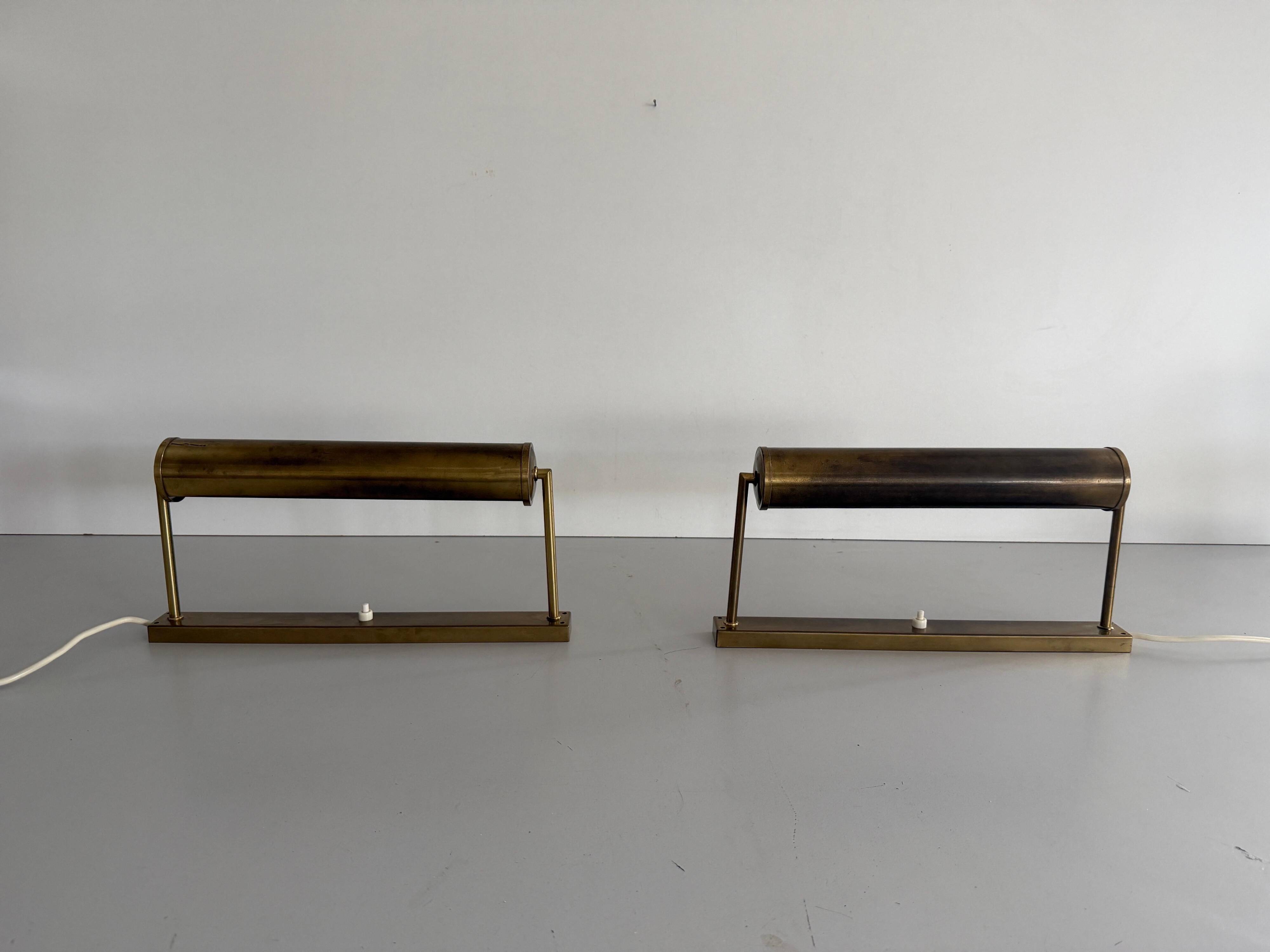 Pair of brass wall lights with adjustable heads from the mid-20th century, 1960, Germany.