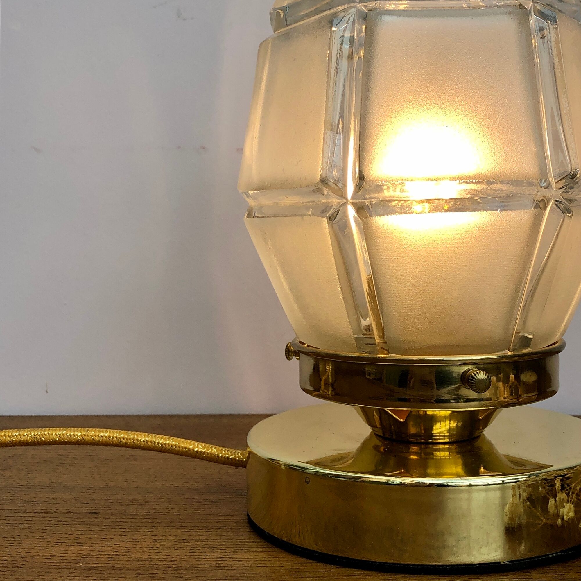 Lamp to lay vintage globe art deco in frosted glass