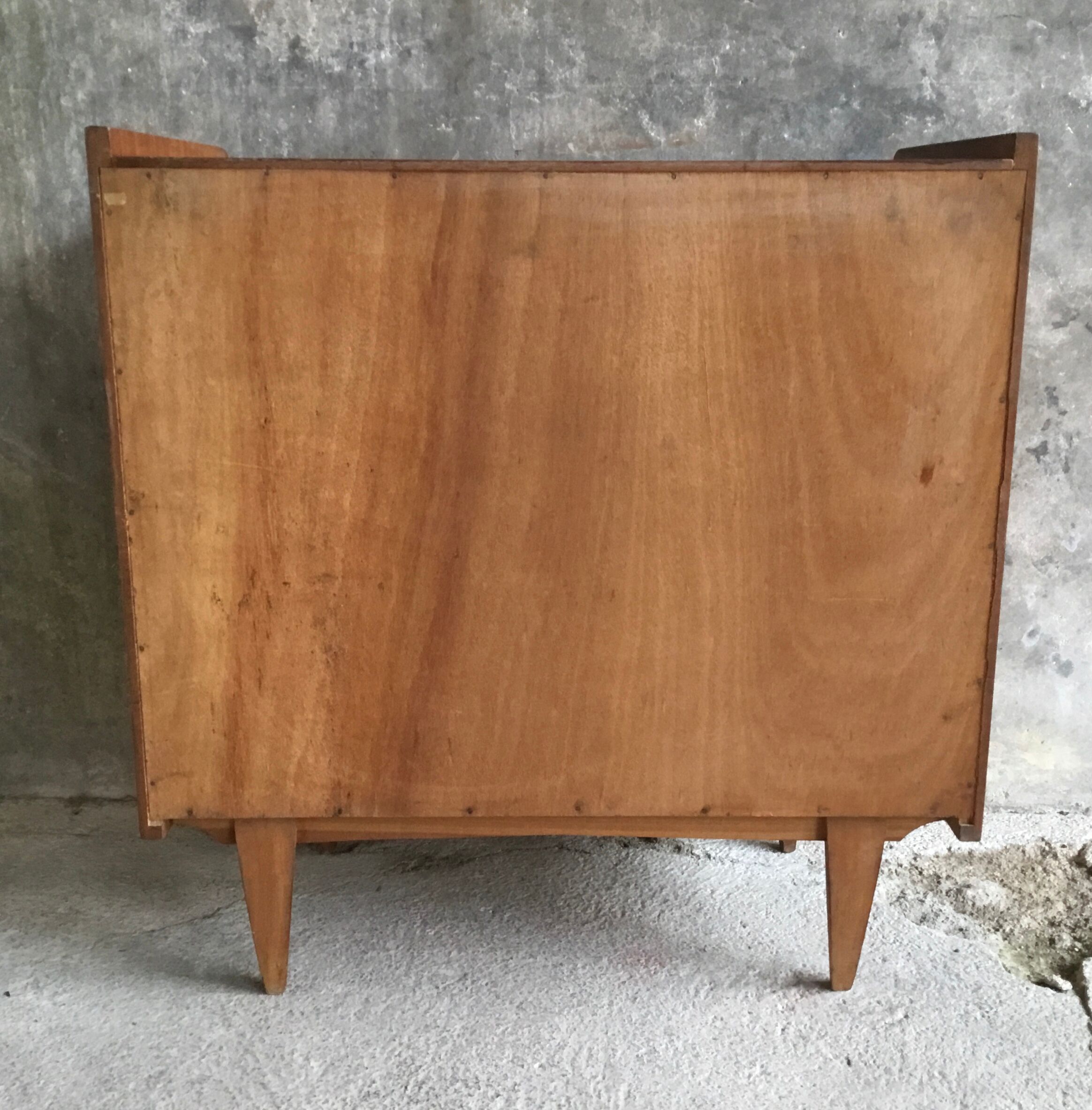 Meuble à vinyles ou range document
