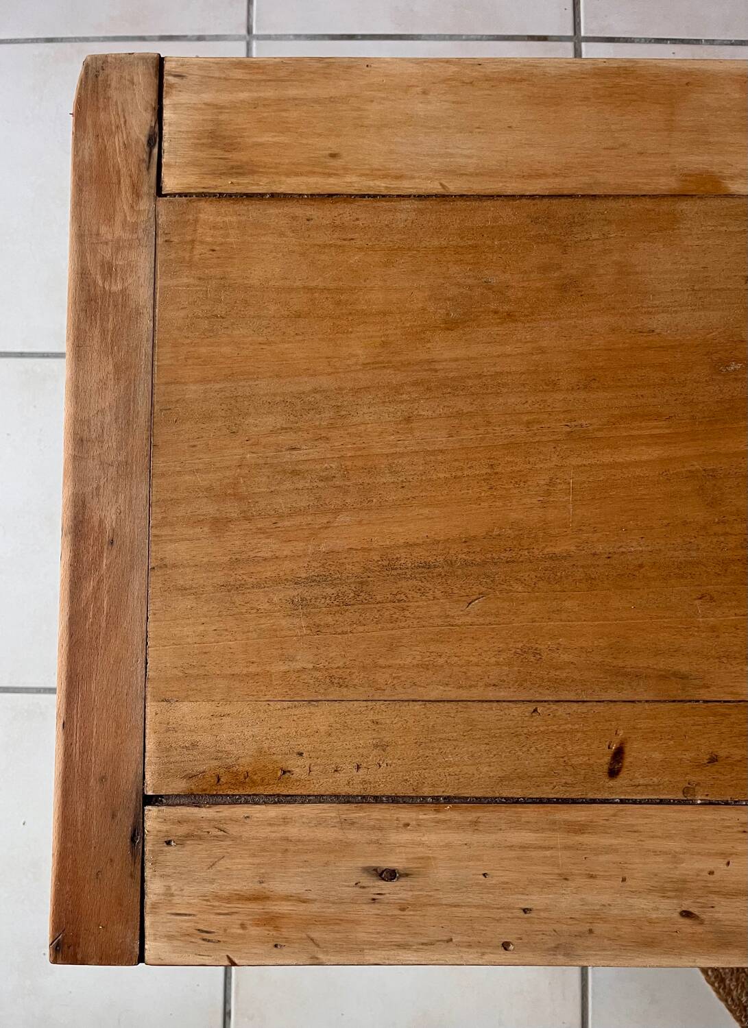 Old farmhouse coffee table in solid wood, 1 drawer