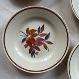 Set of 4 old vintage seventies flat plates