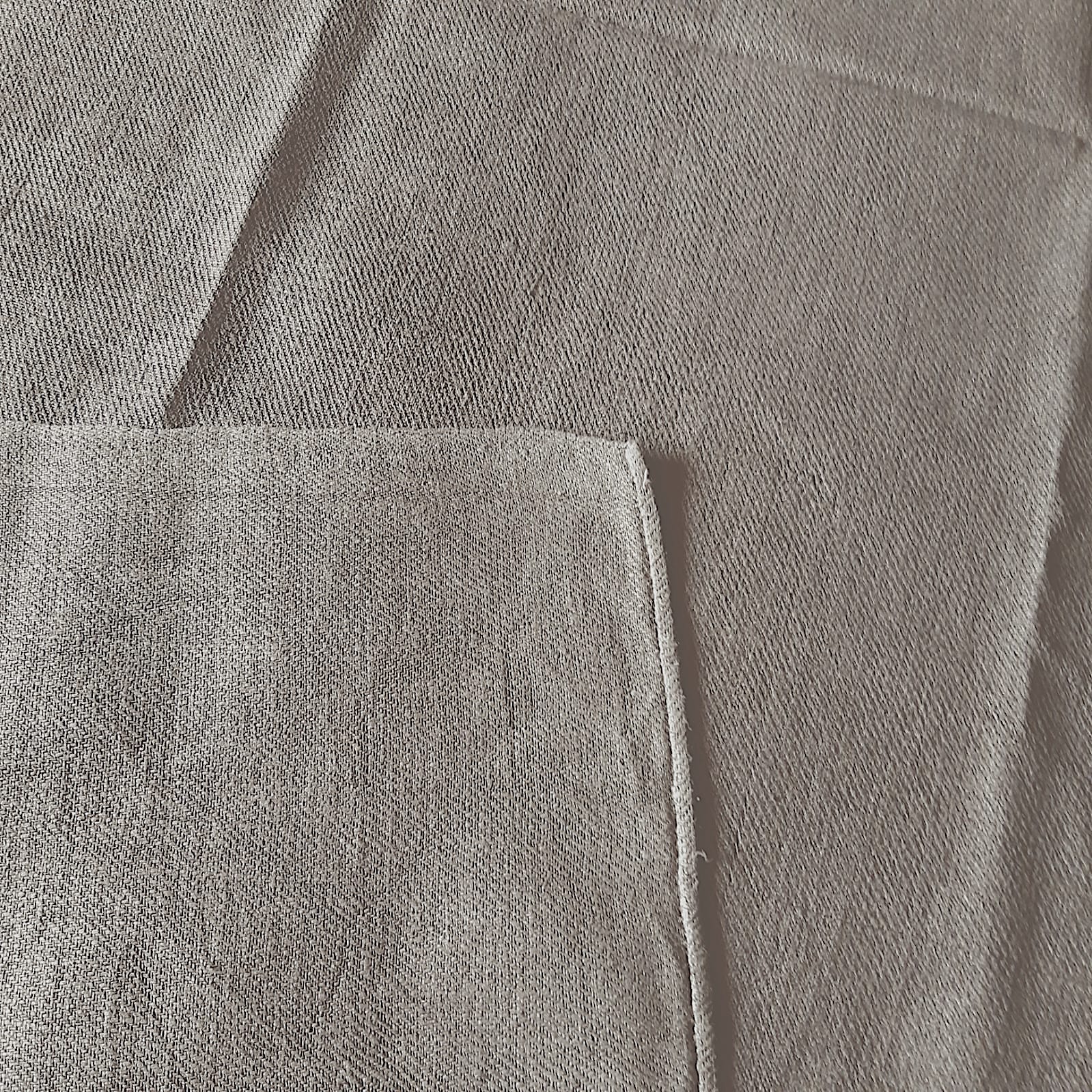 Nappe rustique brune en chanvre lavé teint 1m x 1m80