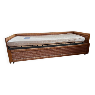 Rattan trundle beds