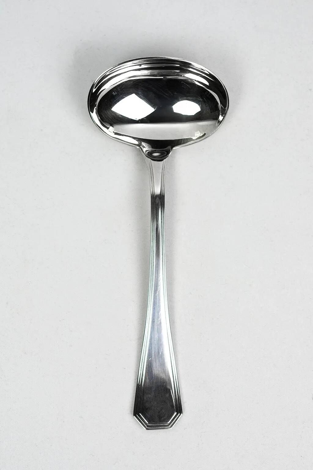 Christofle America sauce spoon, silver-plated metal, design by Luc Lanel (1933)