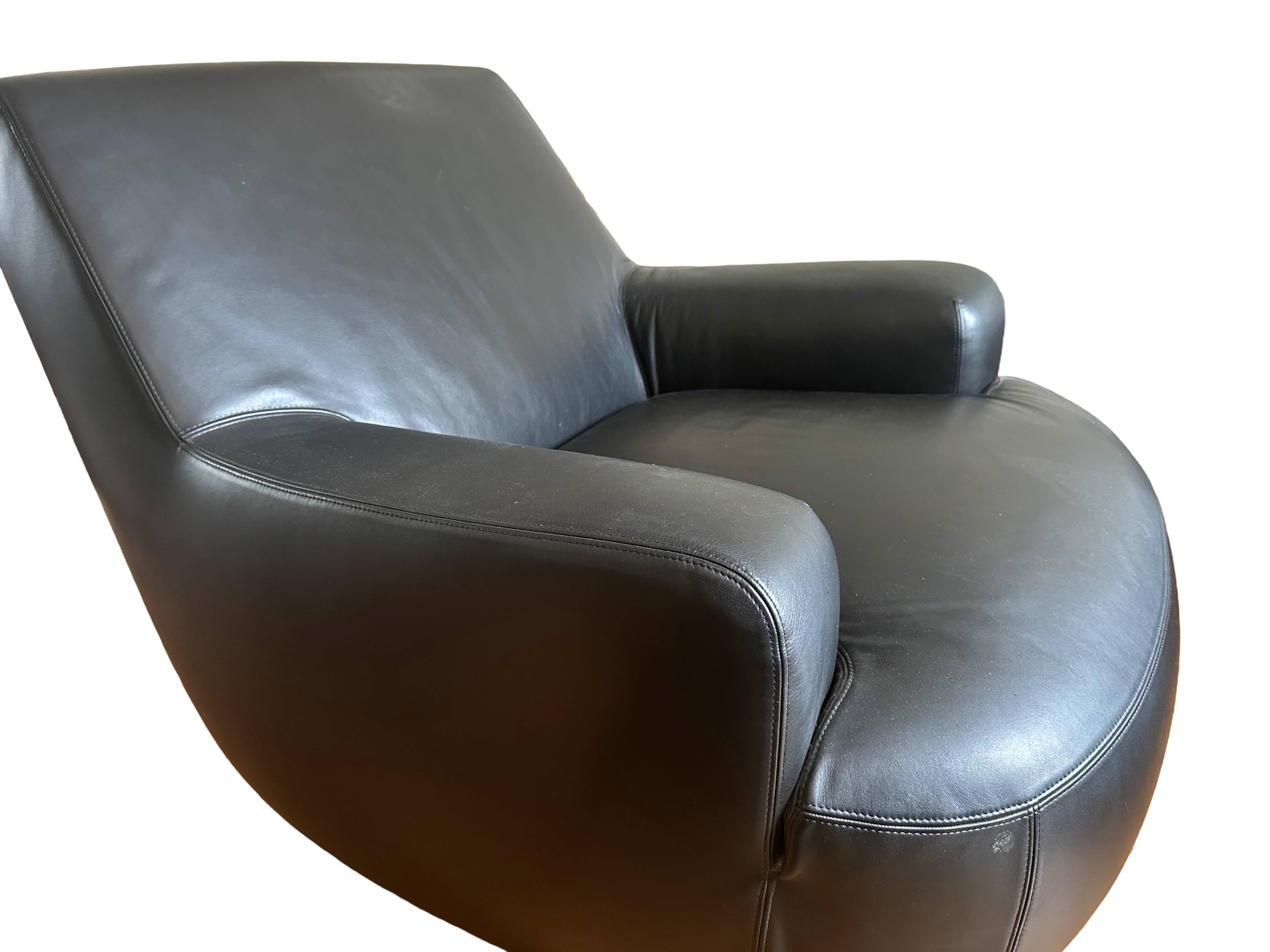 Paire de fauteuils Bug - Paola Navone pour Poliform - cuir - pivotant 360°