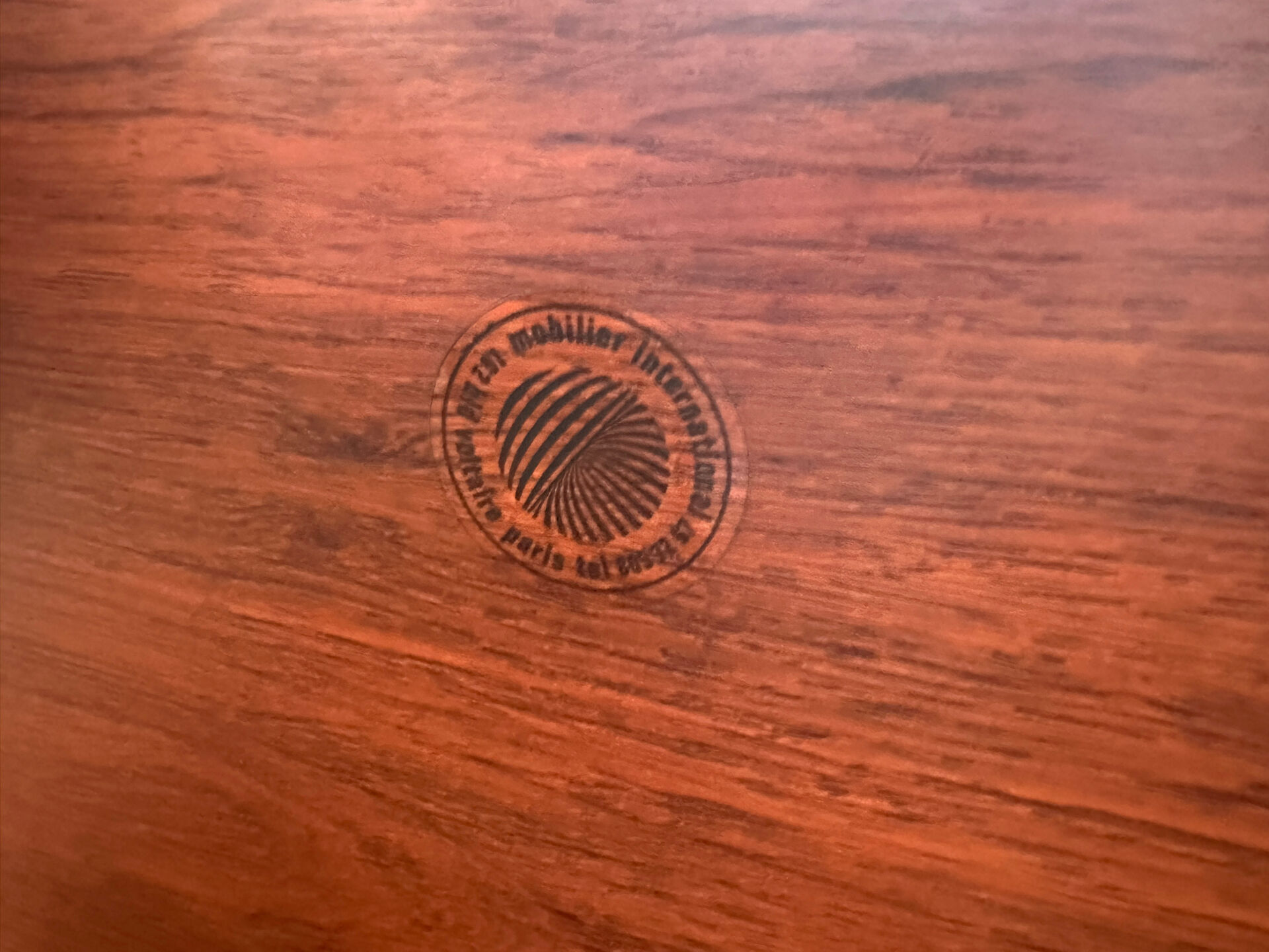 Eames Lounge Chair Mobilier International edition