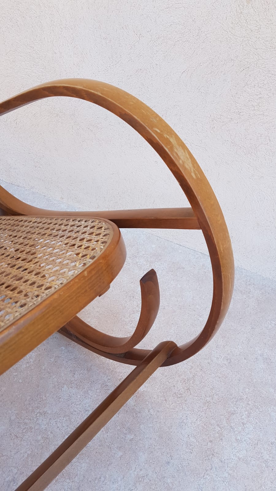 Vintage rocking-chair