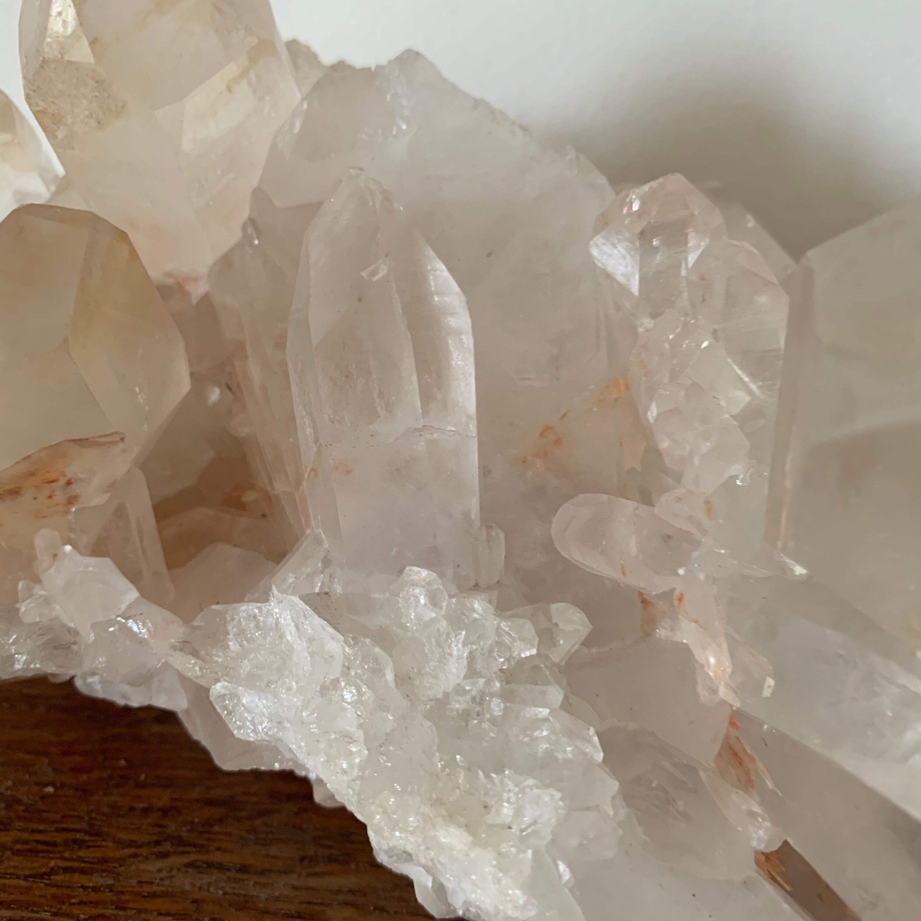 Géode de cristal de roche 24 cm
