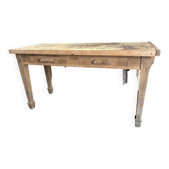 Table de ferme avec tiroirs en bois brut
