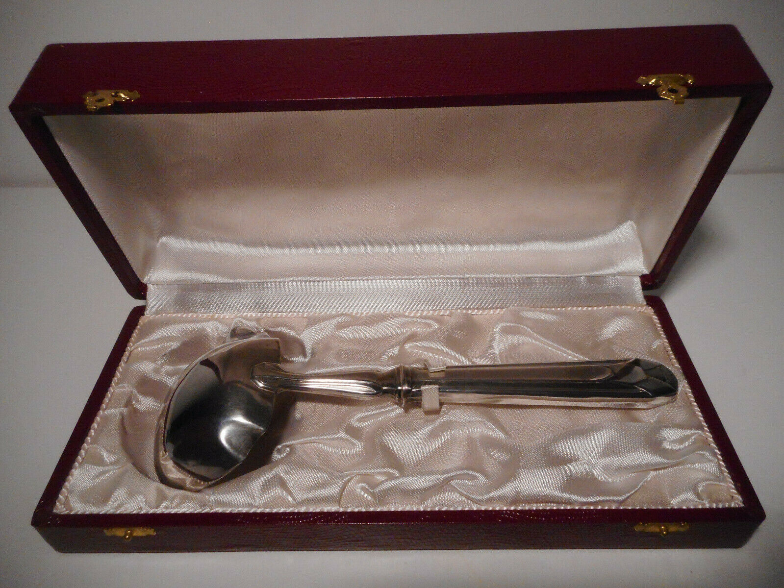 Cuillère de service sauce métal argenté art déco poinçon C L