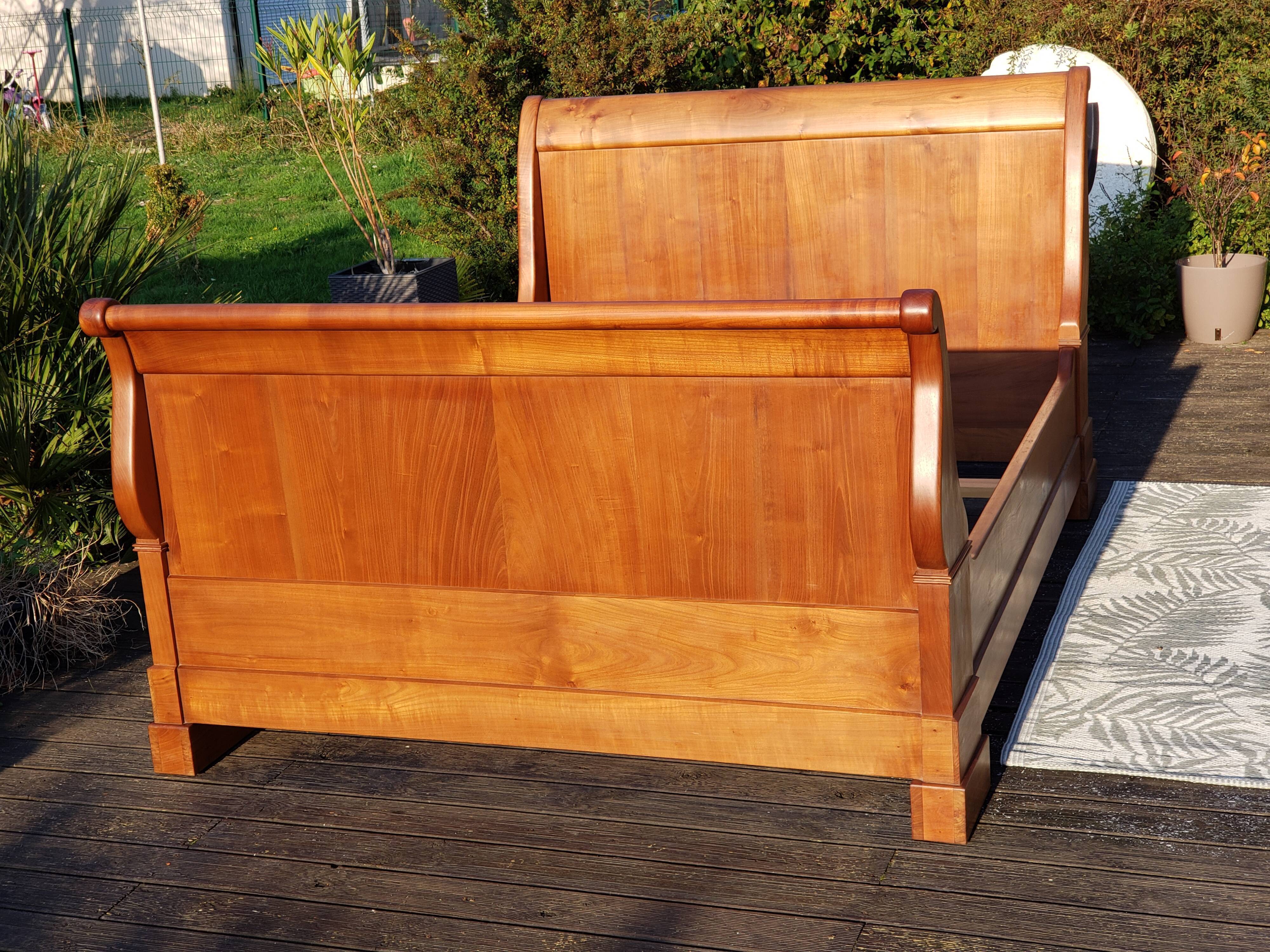 19th century walnut roller boat bed