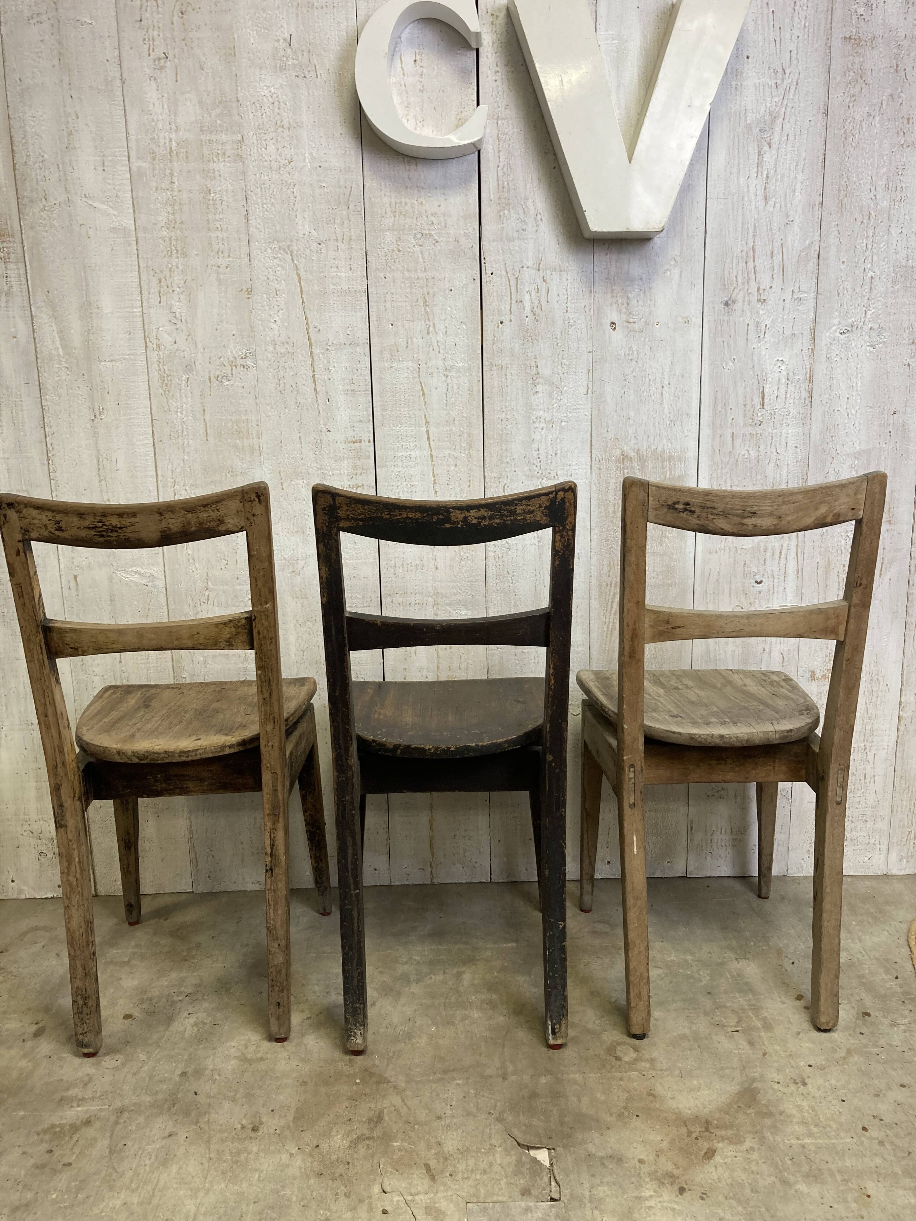 Series of 3 "taberna" chairs