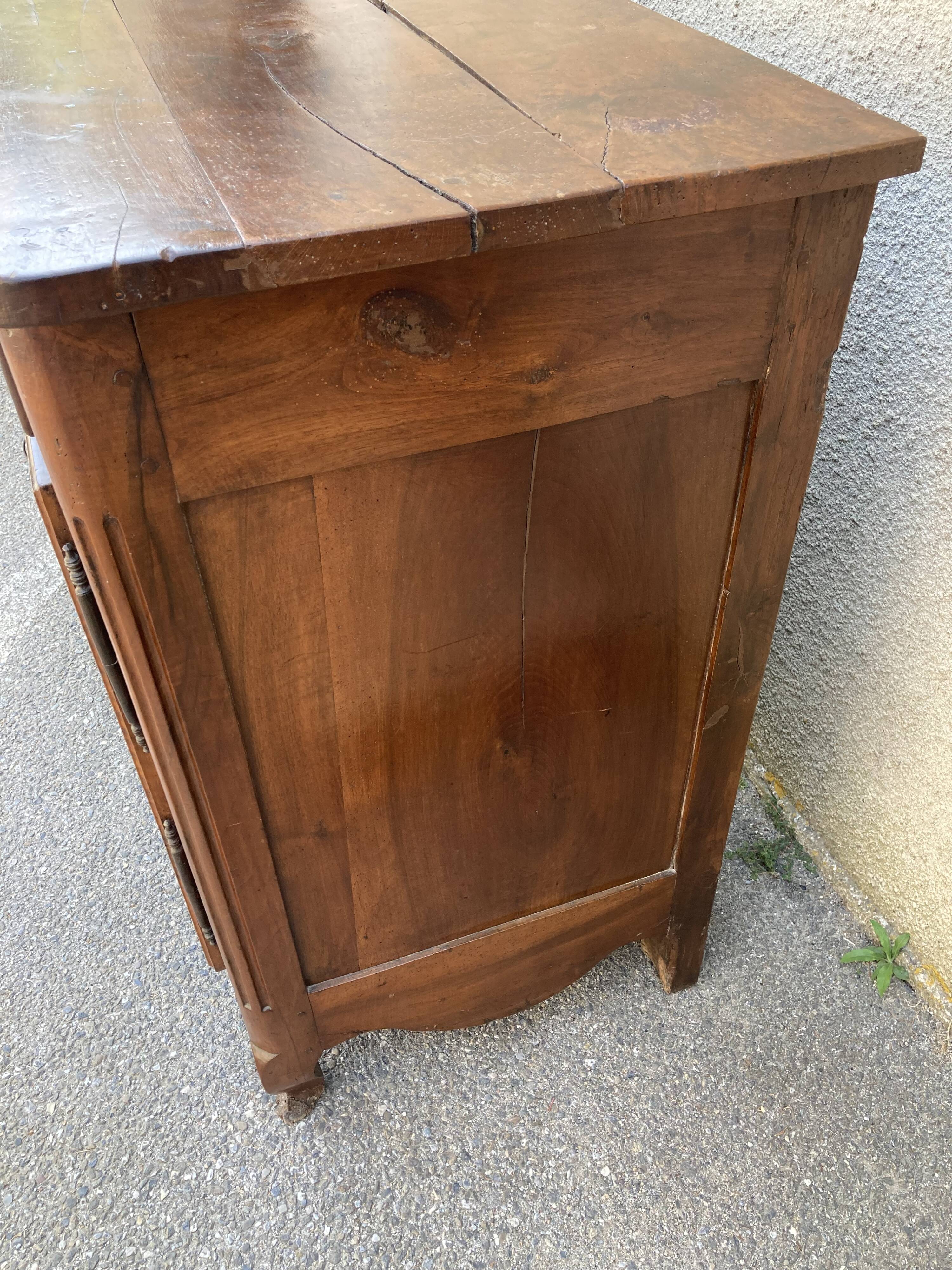 Buffet style Louis XV