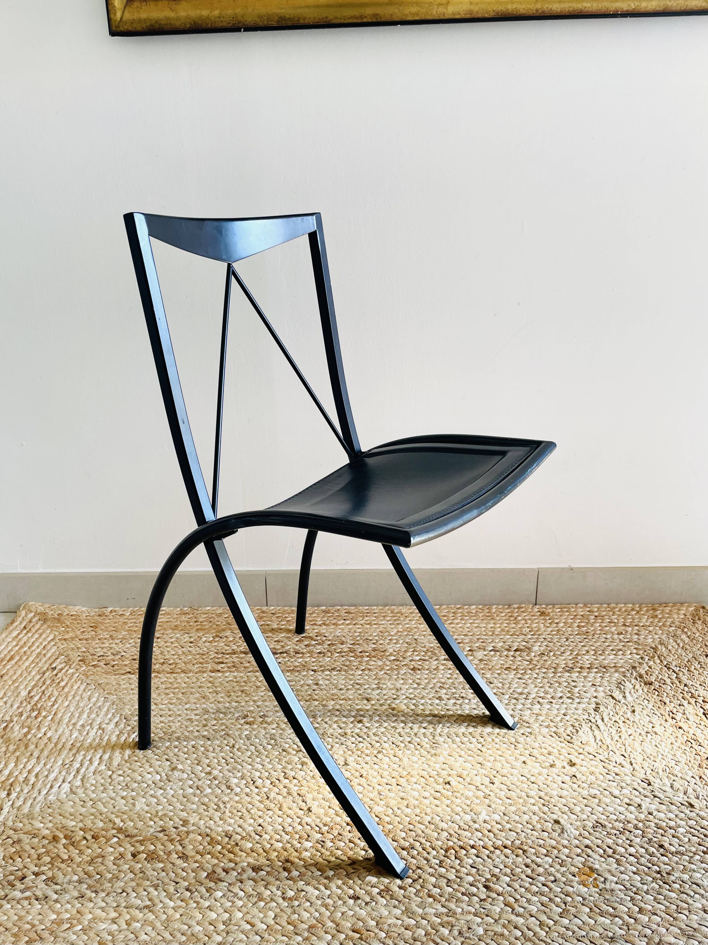 Bella folding chair by Cattelan Italia - Elegant and practical black
