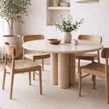 Round dining table in travertine – Ø 140 cm