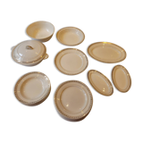 Service de table en porcelaine opaque dorée à la feuille