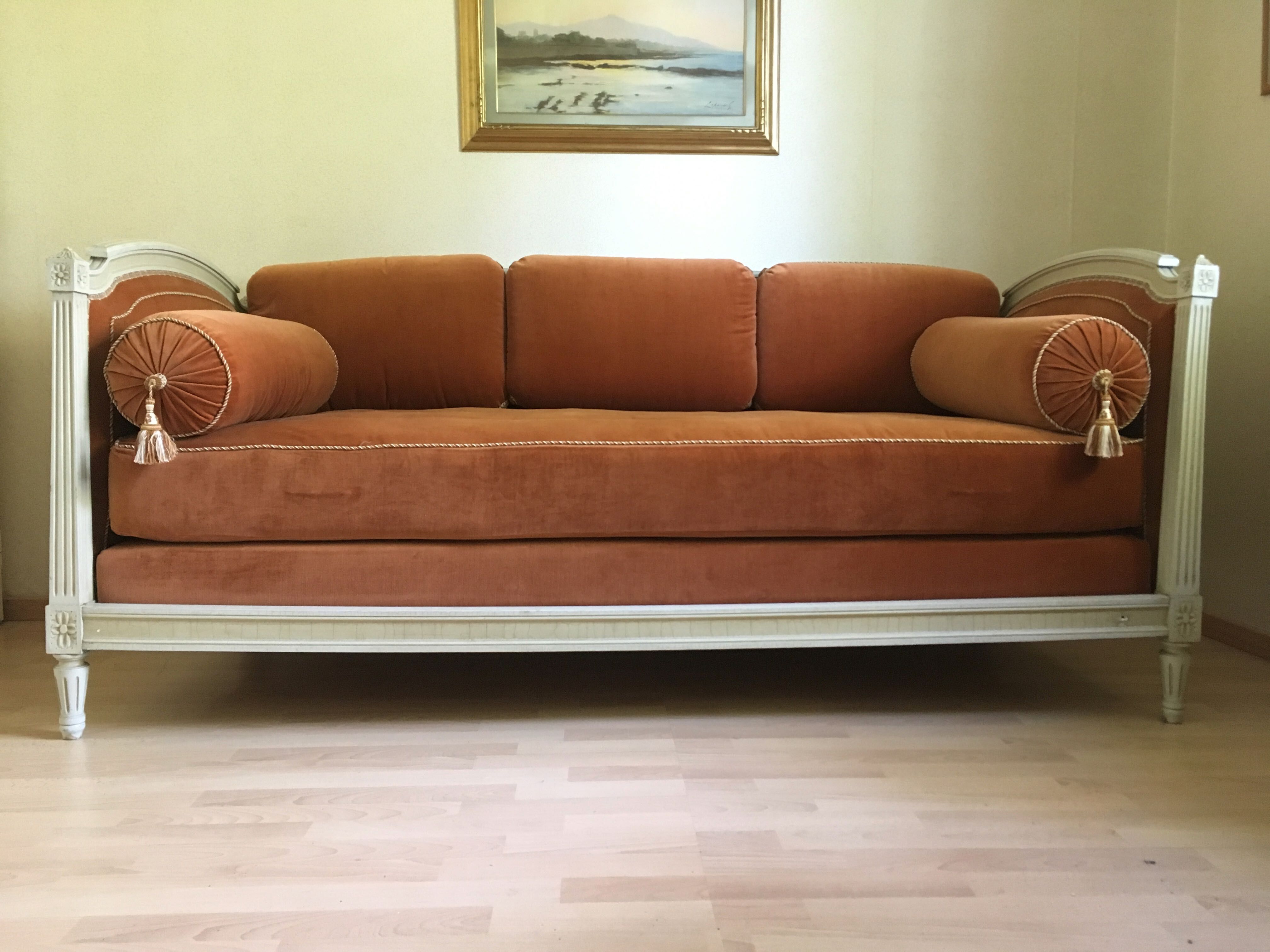 Sofa bed wood and velvet