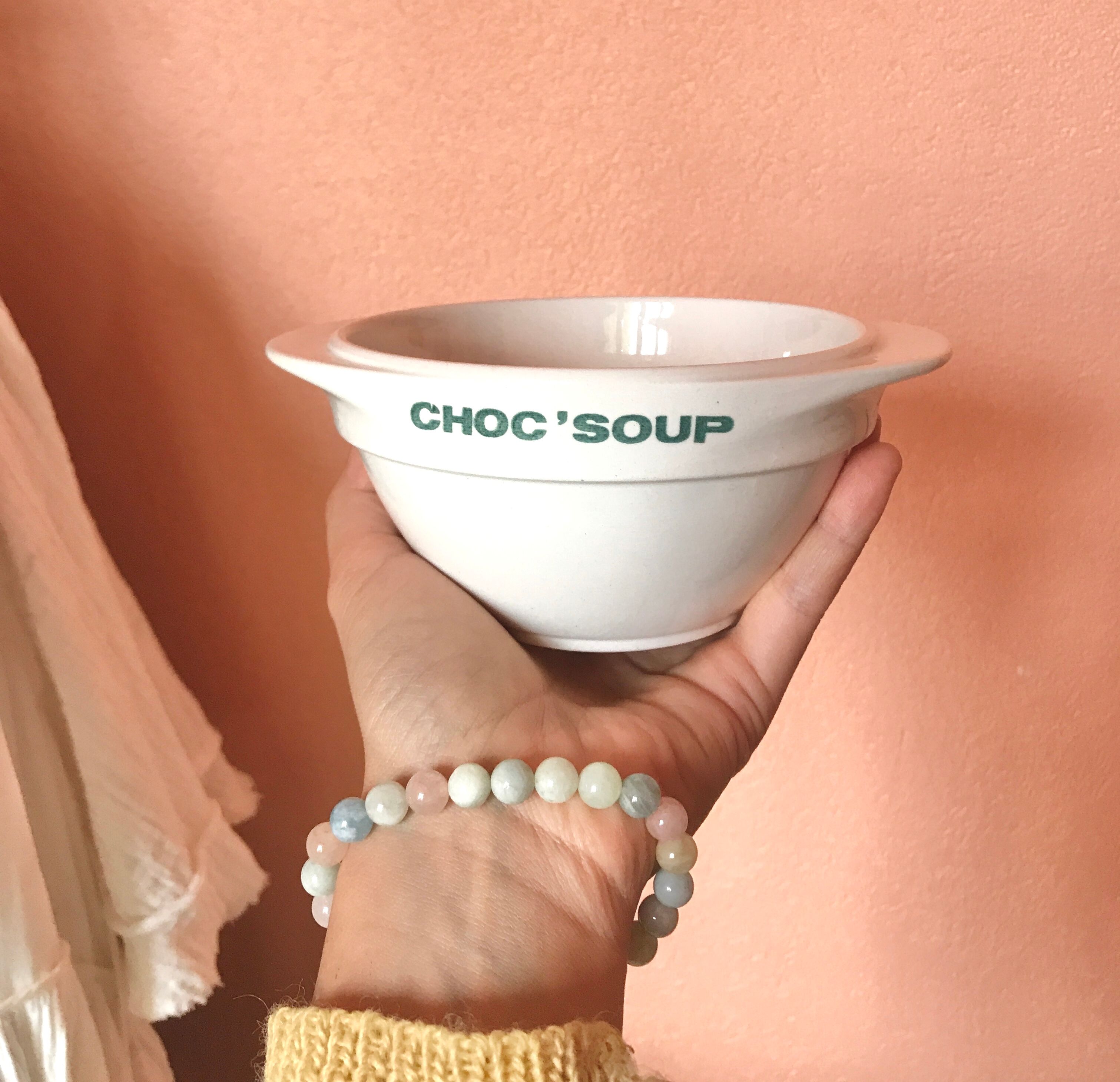 Vintage bowls choc'soup