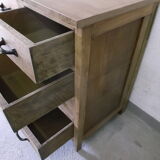 Ancient chest of drawers