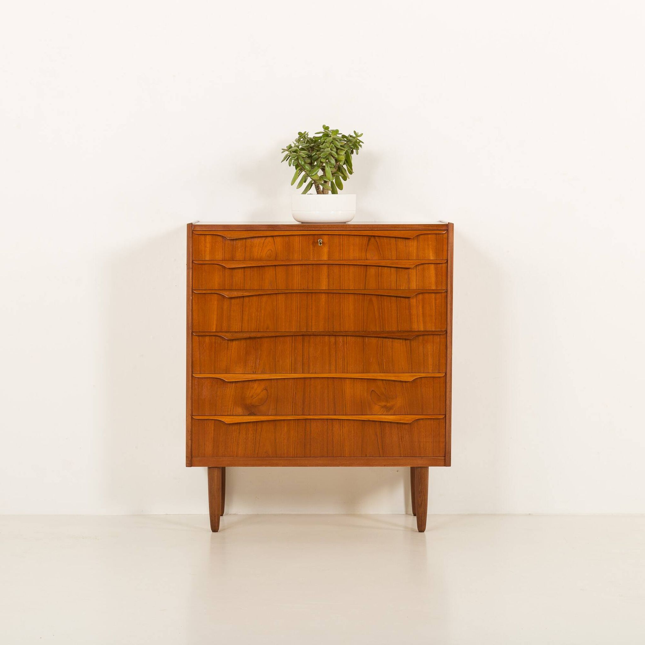 Danish mid-century teak chest of drawers by Genega Mobler, 1960s
