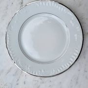 Silver-edged dessert service and its dish