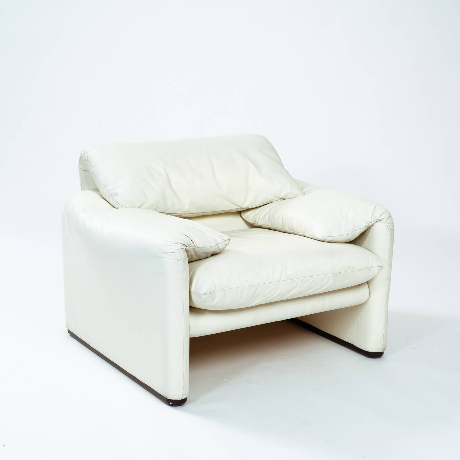 Chaise Maralunga de Vico Magistretti en cuir blanc