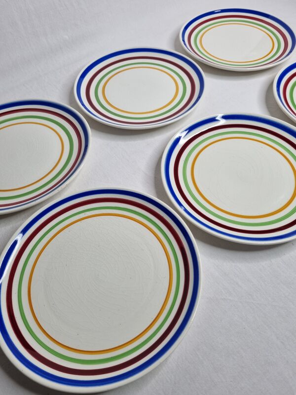 Service à dessert, six assiettes à dessert en faïence de Gien, 19 cm