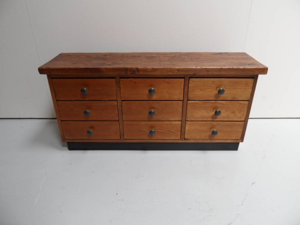 Cabinet de classement en pin vintage avec tiroirs