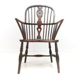 Antique 19th Century Thames Valley Wheel Back Windsor Armchair