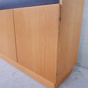 Buffet moderniste du milieu du siècle De Coene