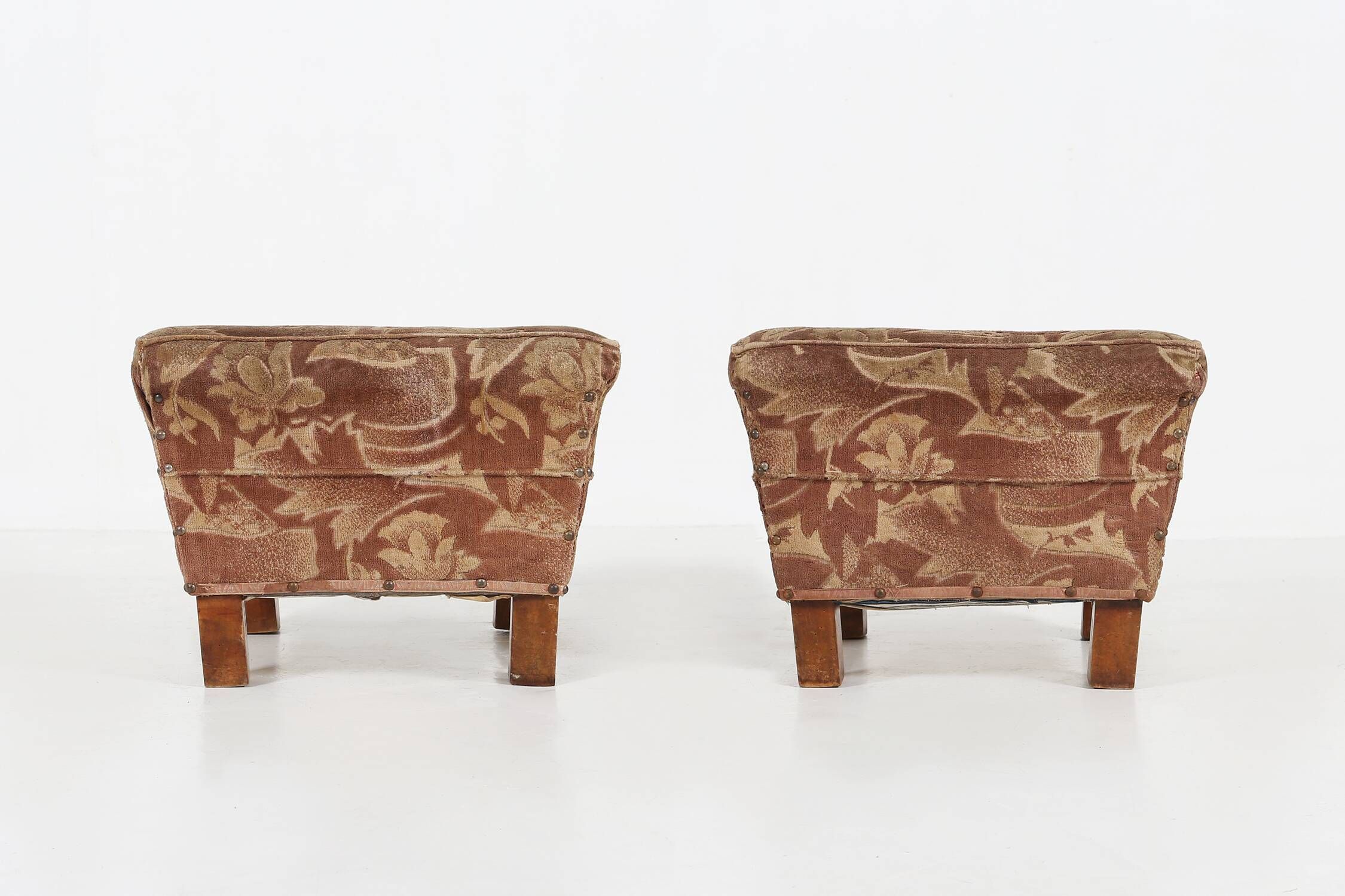 Set of 2 Art Deco poufs with original upholstery, France 1930