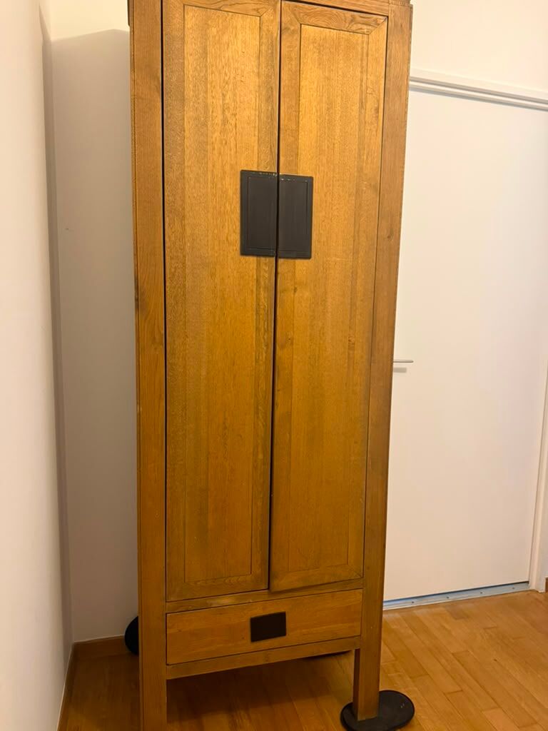 Chinese wardrobe AMPM in solid oak
