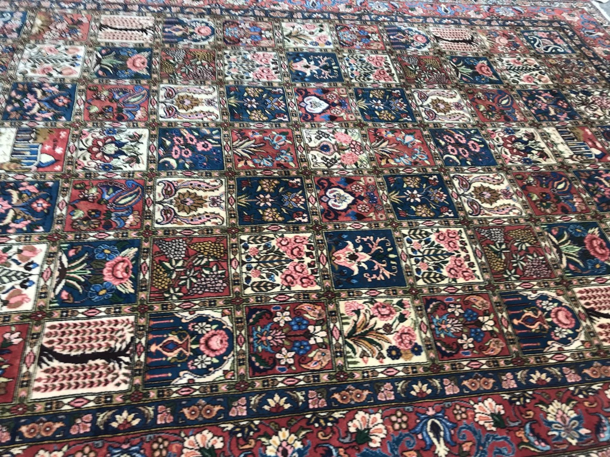 Tapis persan Bakhtiar tchaharshotor 200x300 cm