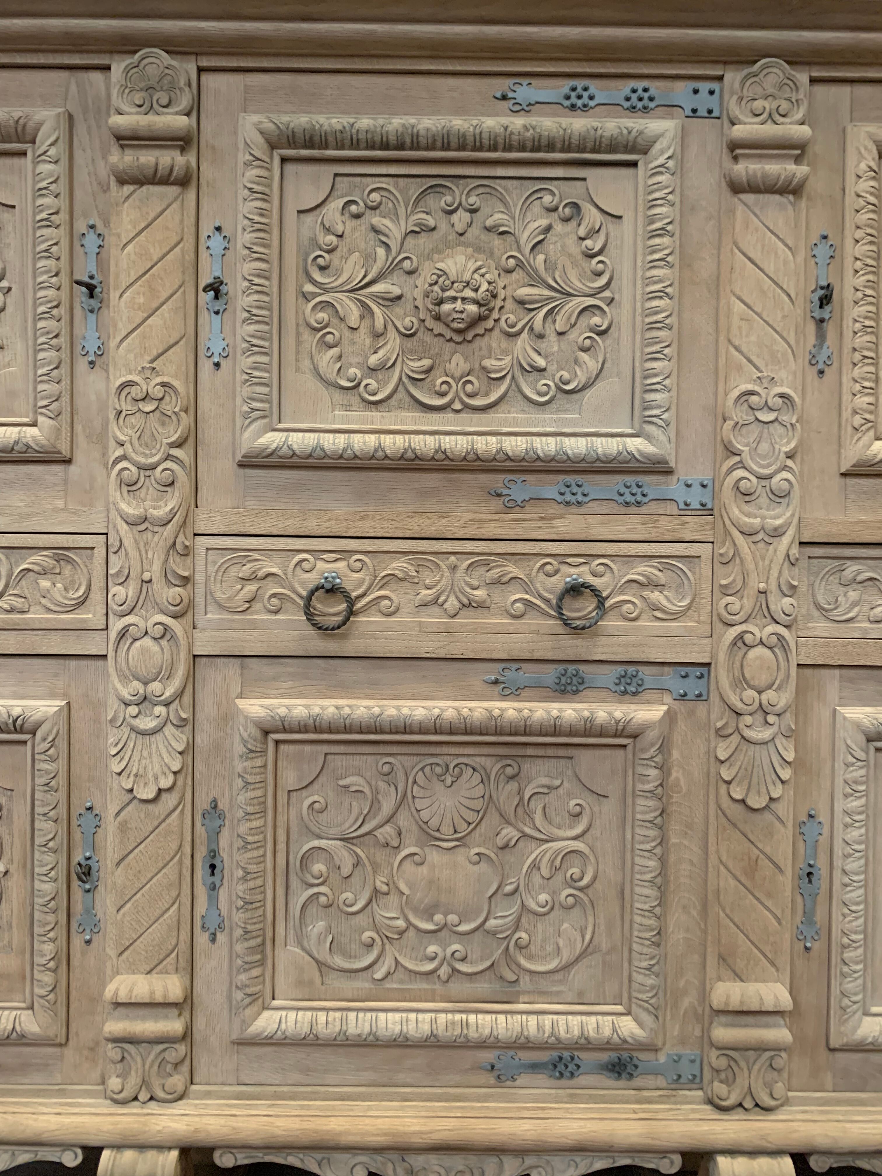 Renaissance style sideboard in solid oak XX century