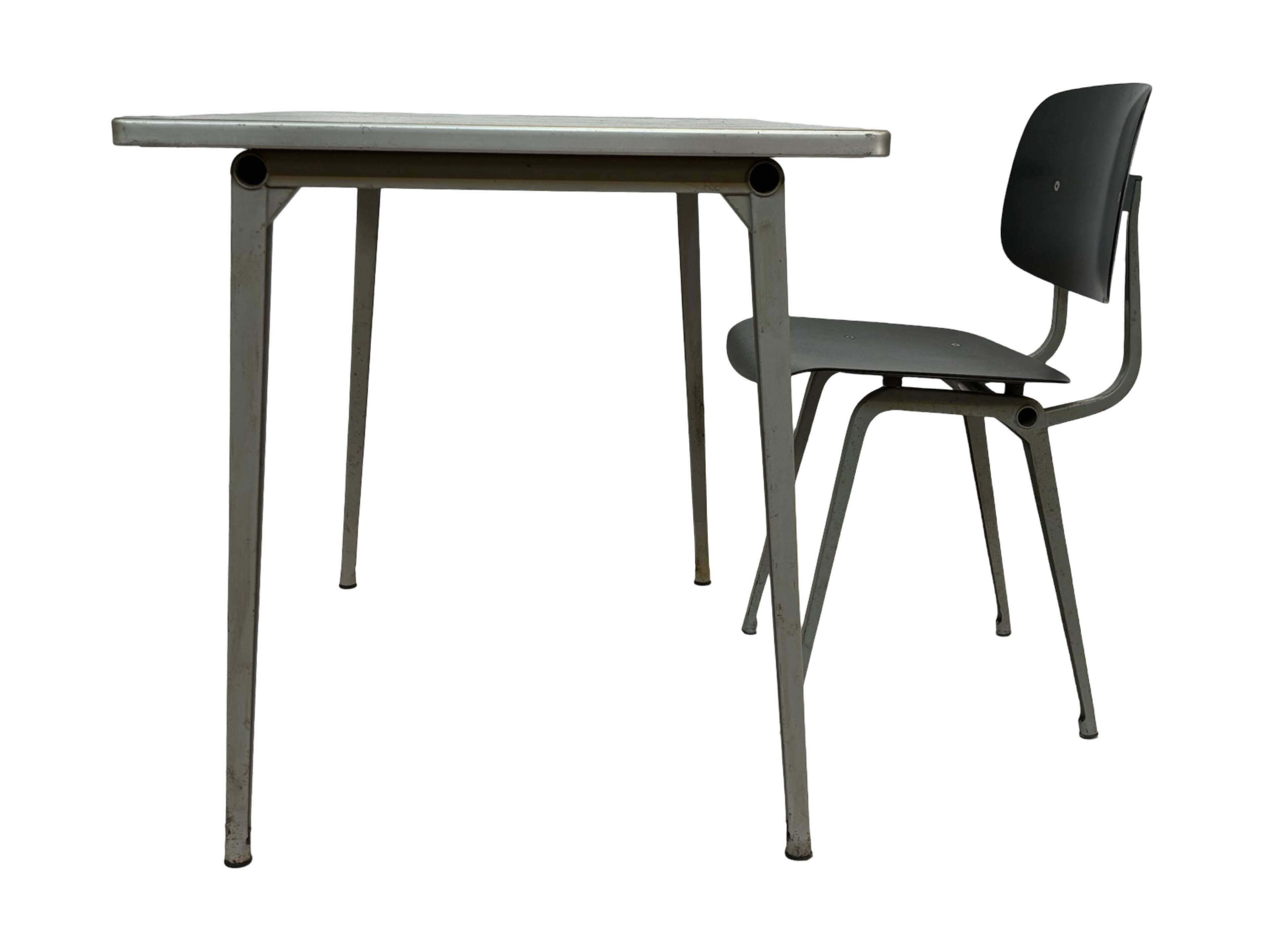 Vintage Reform dining table design Friso Kramer Ahrend de Cirkel