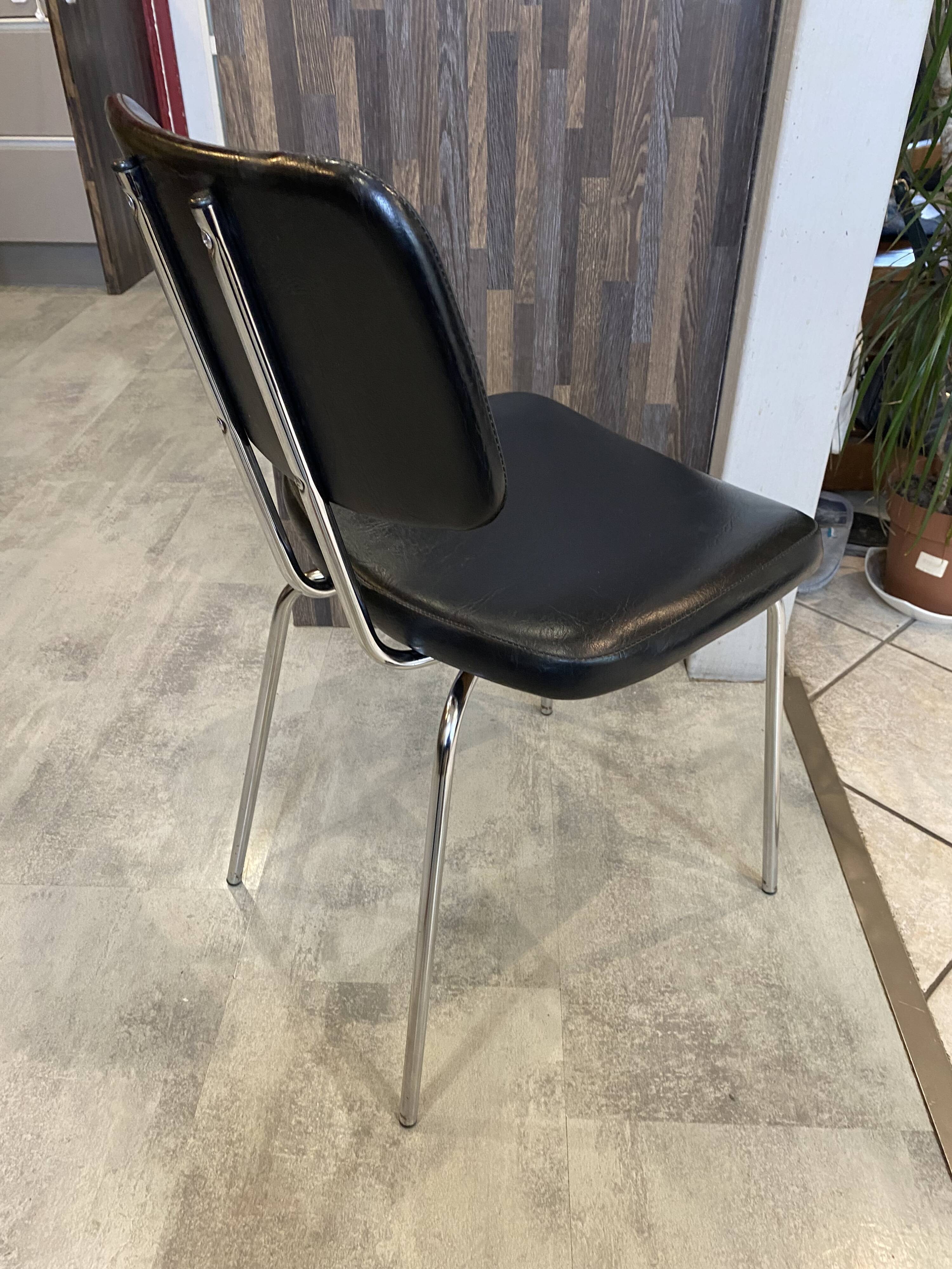 Chair N2 black vintage skai leather 1970
