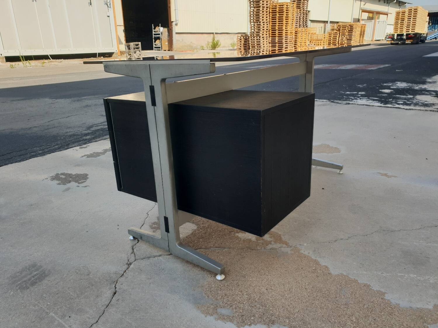 Office of Étienne Fermigier 1970