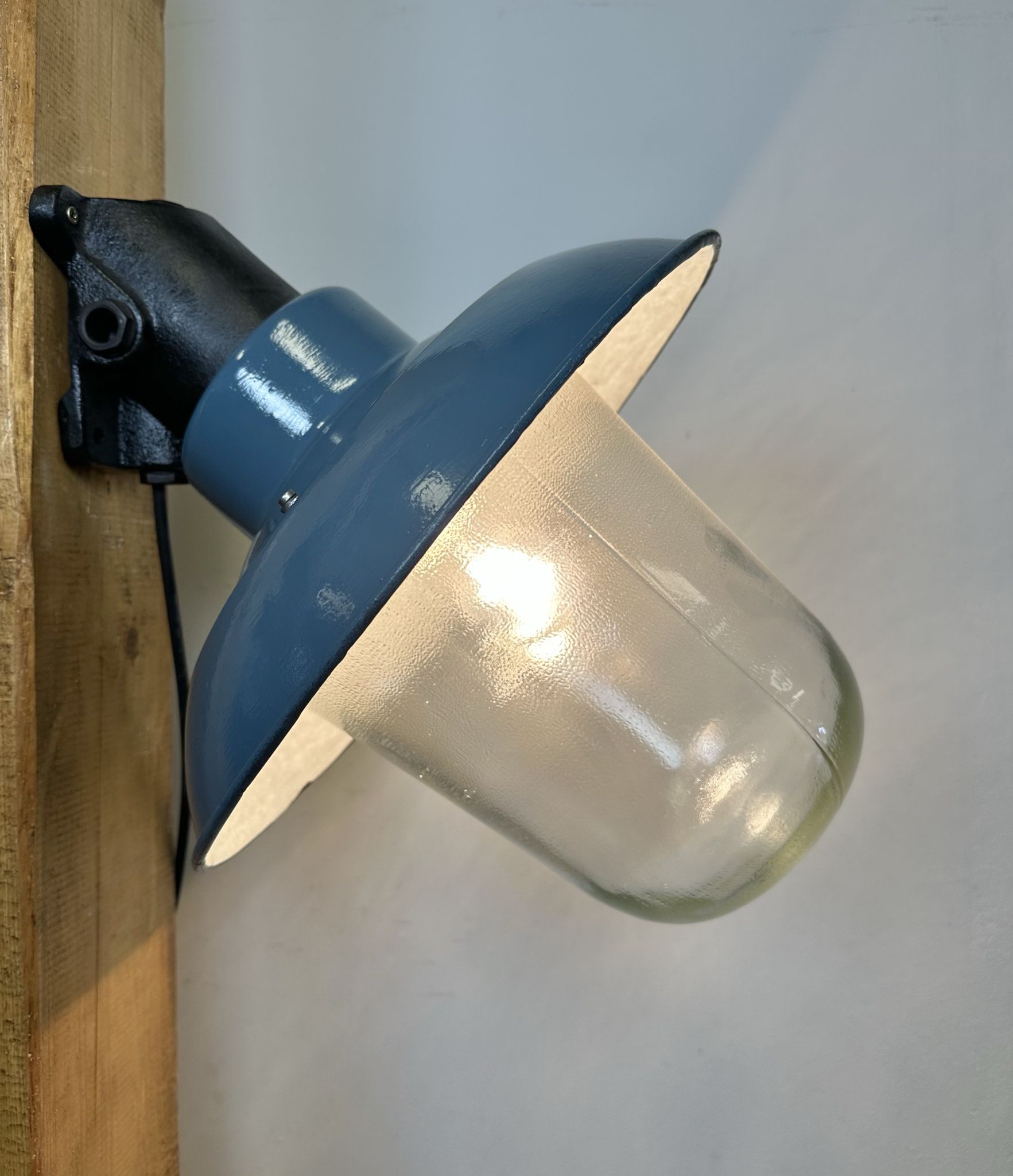 Industrial Blue Painted Factory Lamp Wall Light from Elektrosvit, 1960s