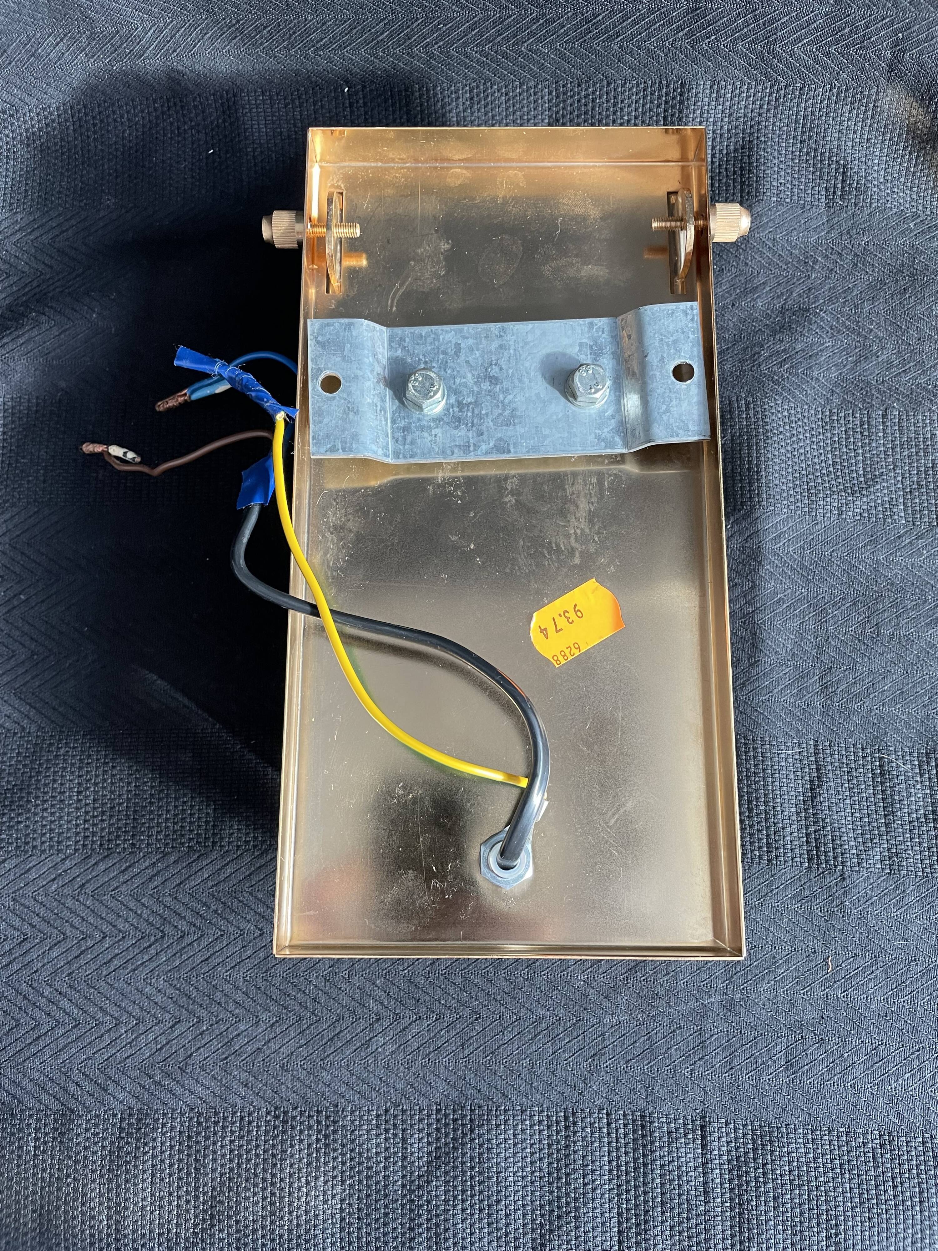 SOTHIS wall lamp - hexagonal - glass and brass - Italy